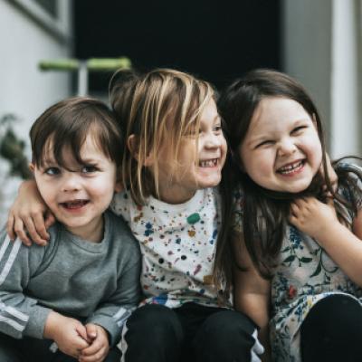 Antragloses Kindergeld soll 2027 starten.