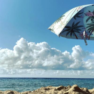Urlaubsgeld: Wann ein Anspruch besteht und wie es versteuert wird.